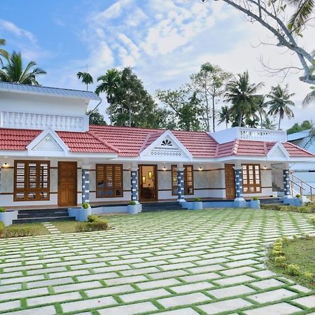 Serene Stay Alappuzha Luaran gambar