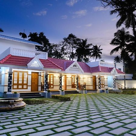 Serene Stay Alappuzha Luaran gambar