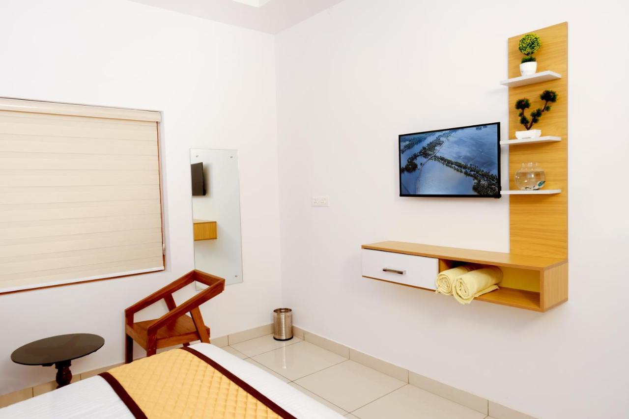Serene Stay Alappuzha Luaran gambar